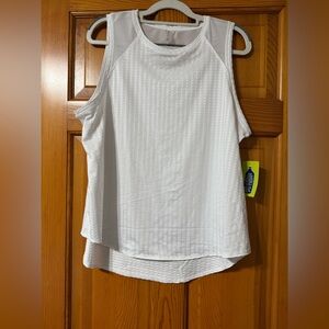 Vively White Sleeveless Tank Top NWT